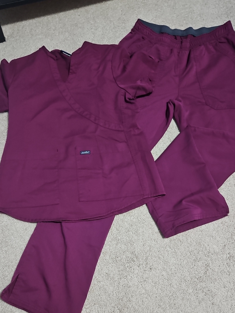 Women's Scrub Jogger Pants in Burgundy - Unbranded